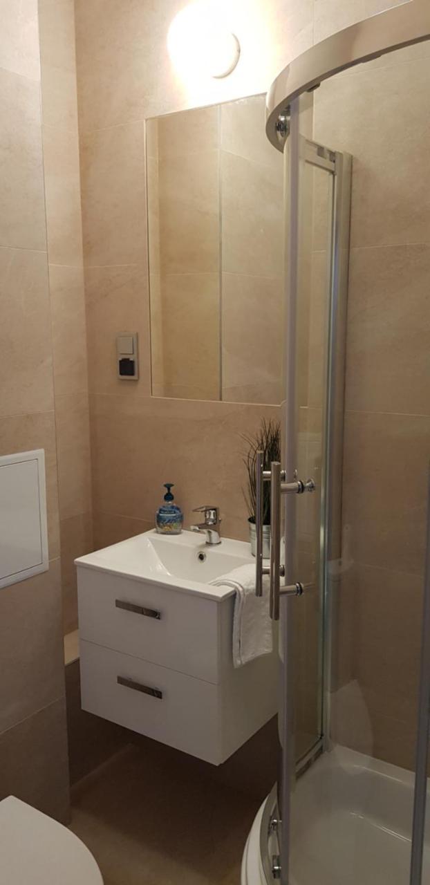 Apartament Bernadett 奥斯威辛 外观 照片